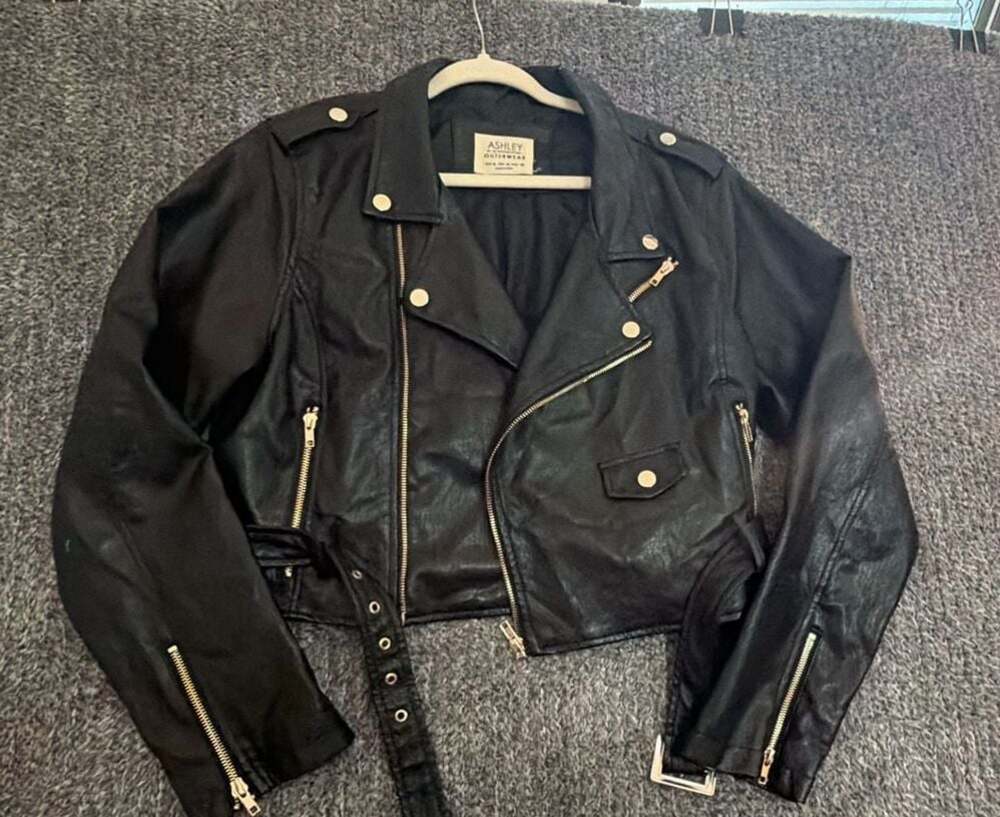 Ashley By 26 International Women's Black Faux Leather Cropped Moto Jacket Size X